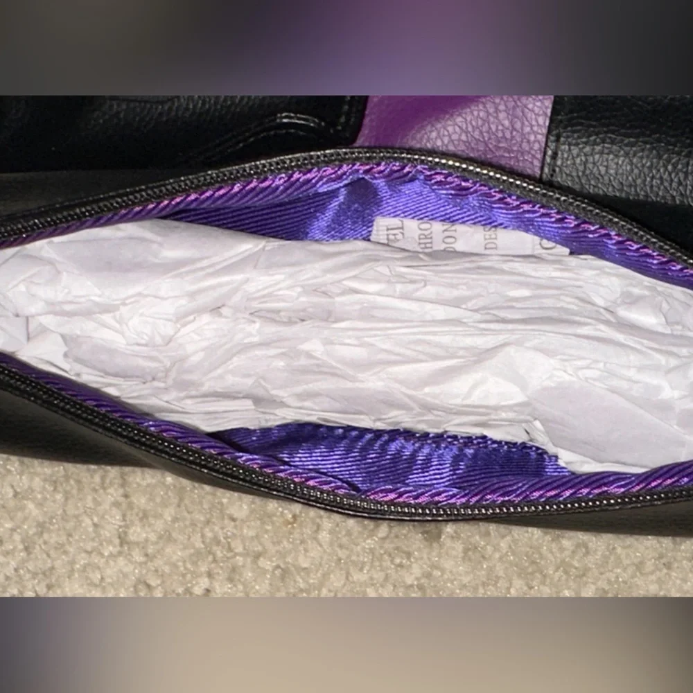 NWOT Younique Makeup Brush Case Roll Up Bag With Zipper Pouch & Tie-15 slots